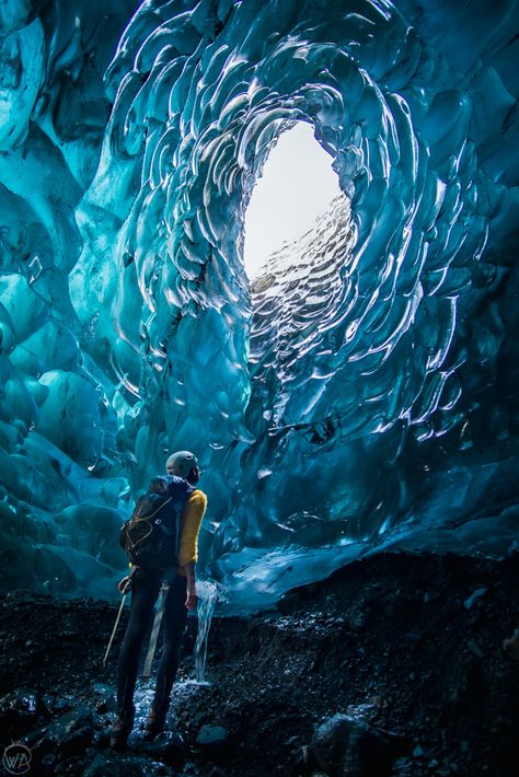 Top Iceland Ice Caves - The Ultimate Guide to Visiting Iceland Ice Caves Blue Ice Cave Iceland, Iceland Ice Caves, Ice Caves Iceland, Skaftafell Iceland, Ice Cave Iceland, Visiting Iceland, Norway Winter, Glaciers Melting, Iceland Winter