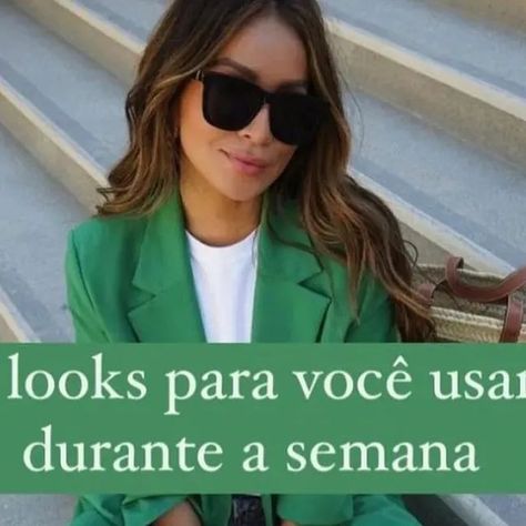 MODA BELEZA BLOG on Instagram: "O que usar nos próximos dias? Bora começar a segunda com tranquilidade e estilo? Quando você planeja as suas roupas com antecedência, a chance de você não se atrasar, sair bem vestida e acertar na sua intenção do dia aumenta bastante 😉 Como tenho seguidoras em vários estados no Brasil 😬 a dica é adaptar os looks para sua realidade, tanto de temperatura como formalidade do seu trabalho. Segunda: calça jeans + blusa branca + blazer verde Terça: blusa vermelha + Blazer Verde, All Jeans, Ootd, Blazer, On Instagram, Instagram