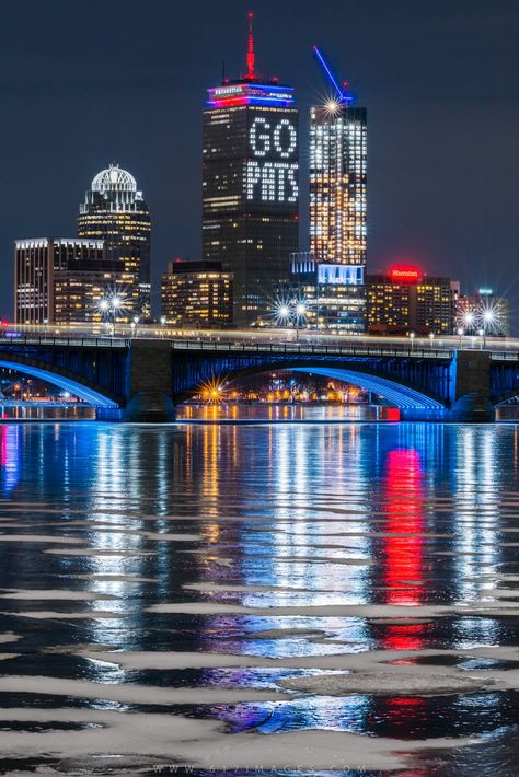 Patriots Aesthetic, Boston North End, England Photos, Chicago Vacation, Red Sox Logo, England Sports, Go Pats, Tower Light, Boston Skyline