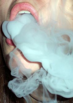 blue smoke Rauch Fotografie, Kunstjournal Inspiration, Photographie Portrait Inspiration, Foto Poses, Puff And Pass, Aesthetic Grunge, Grunge Aesthetic, Wall Collage, Aesthetic Pictures