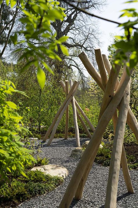 Garden Water Play, Log Teepee, Log Playground, Wooden Basin, Water Play Equipment, Natural Play, Play Garden, Water Playground, Natural Twists