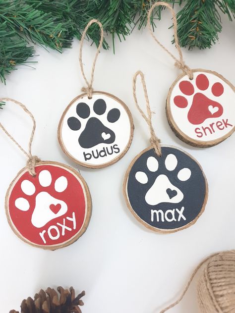 Custom Pet Name Wood Slice Ornament, Christmas Keepsake Ornament, Personalized Paw Hanging Xmas Tree Decor, Dog & Cat Lover Gift - Etsy Personalized Wood Ornaments, Wooden Ornaments Diy Wood Slices, Diy Dog Ornaments, Wood Disk Ornaments, Wood Disc Ornaments, Wood Slice Art Christmas, Wood Circle Ornaments, Painted Wood Christmas Ornaments, Wood Slice Ornament Ideas