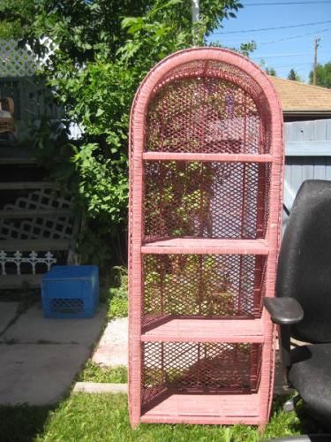 Painted Wicker Shelf, Pink Wicker Furniture, Pink Rattan, Homely House, Wicker Light, Wicker Bench, Wicker Dresser, Old Wicker, Wicker Box