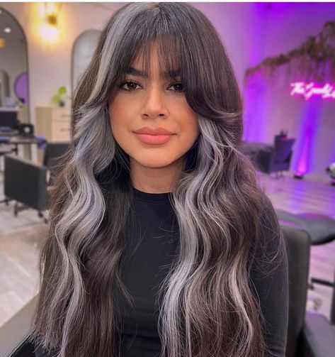 Grey Money Piece, Grey Money Piece Hair, Money Piece Hair Color, Piece Hair Color, Colorblock Hair, Ash Blonde Hair Balayage, Exotic Hair Color, Money Piece Hair, Aisle Decorations