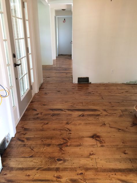 How to Install a Rustic Wood Floor on a Budget - excellent tips on how to choose pine, where to go to get the wood and how to install it to create this amazing looking wood floor. This $4,000 project covered 2500 sq ft - OMG!!! - via House on Winchester Rustic Wood Floor, Inexpensive Flooring, Pine Wood Flooring, Diy Wood Floors, Rustic Wood Floors, Real Hardwood Floors, Wood Floors Wide Plank, Wide Plank Flooring, Pine Floors