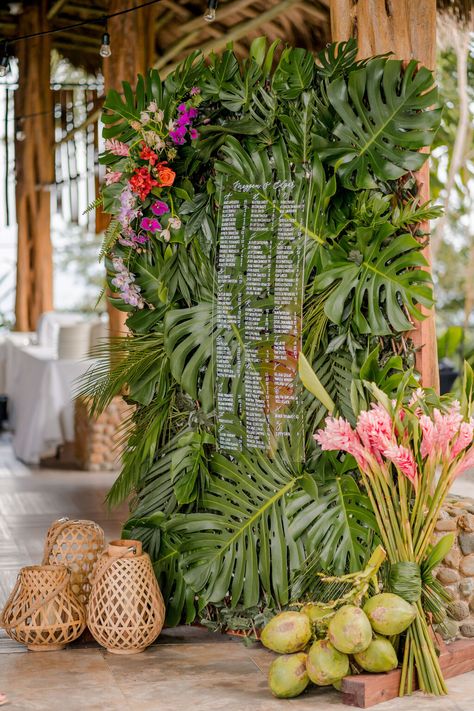 Havana Nights Party Theme, Havana Nights Party, Party Itinerary, Tropical Wedding Theme, Weddings Small, Tropical Wedding Decor, Tropical Flower Arrangements, Fiesta Tropical, Small Weddings