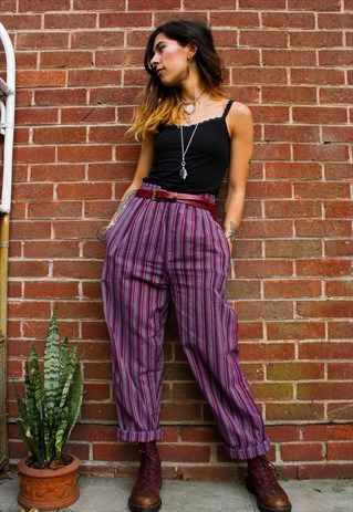 Looks Hippie, Striped Trousers, Pj Bottoms, Women Trousers, Look Retro, Quirky Fashion, Lazy Days, Hippie Outfits, Outfit Casual