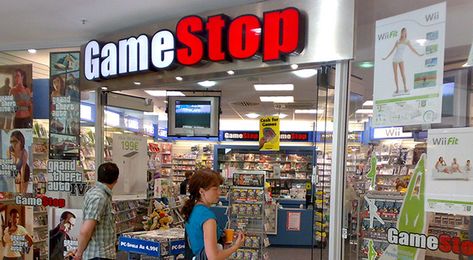 GameStopped: The video game chain has terminated its attempt to find a buyer Sega Dreamcast, Wii Games, American Video, Car Games, Old Games, Game Store, Mega Man, Classic Games, Gaming Computer