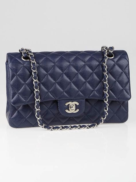 Chanel Dark Blue Navy Blue Handbag, Navy Blue Purse, Navy Blue Handbags, Navy Blue Bag, Navy Chanel, Blue Handbag, Chic Outfit Ideas, Chanel Flap Bag, Classic Flap Bag