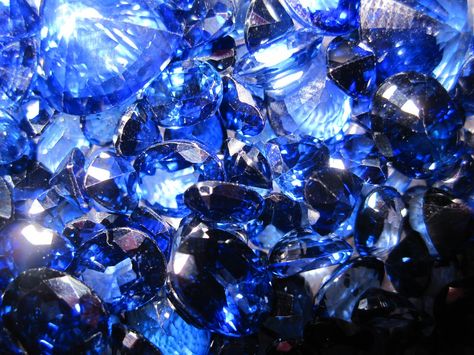 Diamond Picture, Stone Wallpaper, Rare Gems, Blue Gems, September Birthstone, Sapphire Stone, Blue Gemstones, Sapphire Gemstone, Blue Wallpapers