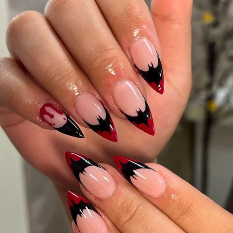 spooky nails • Instagram Blood Spatter Nails French Tip, Spooky Halloween Nails Almond Shape, Spooky Season Nails Stilleto, Halloween French Tip Nail Designs, Almond Spooky Nails, Spooky French Tip Nails, Red Black Halloween Nails, Spooky Stiletto Nails, Vampy Nails Almond