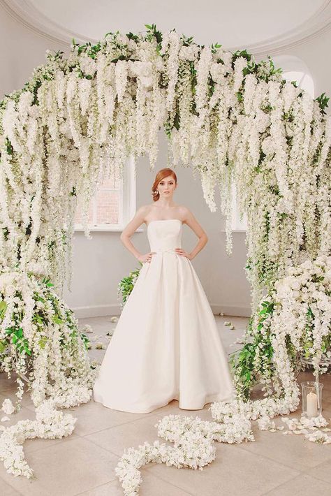 wedding arch decoration ideas with white flowers and greenery redfloral Floral Architecture, Wedding Arch Decoration Ideas, Arch Decoration Ideas, Ceremony Archway, Wedding Arch Ideas, Floral Wedding Arch, Nikah Decor, Diy Wedding Arch, Arch Decoration