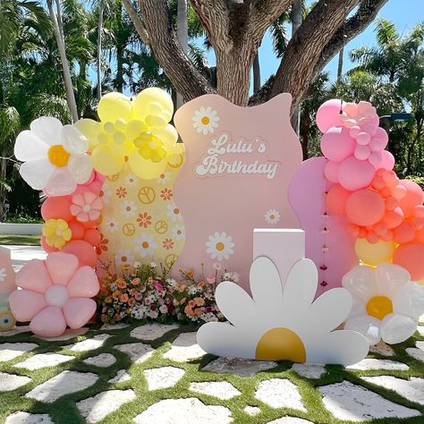 DIY Daisy Cutouts Daisy Themed Party Decoration Backdrop Boho Baby Shower Girl Princess Birthday Daisy Themed Party, Daisy Themed Birthday Party, Boho Baby Shower Girl, Sunflower Balloon, Flower Party Themes, Spring Theme Party, Diy Daisy, Backdrop Boho, Backdrops Kids