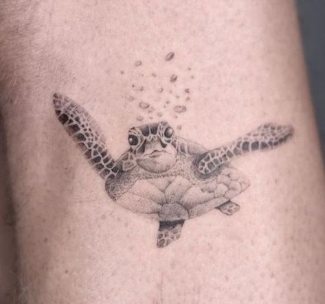 Coral Tattoo Color, Black And White Turtle Tattoo, Sea Turtle Leg Tattoo, Tiny Sea Turtle Tattoo, Sea Turtle Tattoo For Men, Realistic Turtle Tattoo, Sea Turtle Tattoo Realistic, Baby Sea Turtle Tattoo, Small Turtle Tattoos For Women