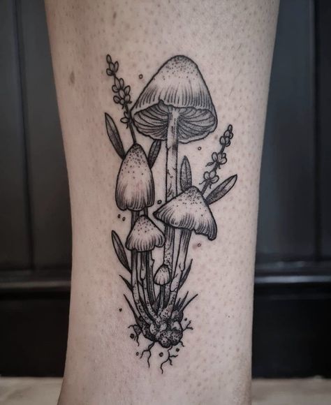 Mushroom Tattoo Ideas, Mushroom Tattoo, Mushroom Tattoos, Mushroom Drawing, Plant Tattoo, Medusa Tattoo, E Tattoo, Japanese Tattoo Art, Tattoo Sketches