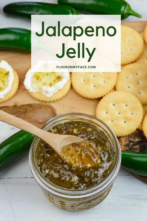 Freezing Veggies, Jalapeno Jelly Recipes, Jalapeño Jelly, Jam Canning, Pepper Jelly Recipes, Jalapeno Jelly, Mountain Kitchen, Dehydrating Food, Freezing Food