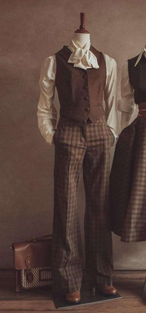 Victorian Clothing Male Casual, Victorian Masculine Fashion, Old Timey Male Outfits, 50s Fashion Aesthetic Men, Old Fashion Mens Clothing, Victorian Male Clothing Aesthetic, Nonbinary Victorian Fashion, Aesthetic Outfits Masculine, Victorian Style Outfits Men