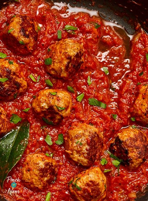 Spanish Meatballs Recipe, Noom Meals, Meatballs Sauce Recipe, Spanish Meatballs, Sharing Plates, Gammon Recipes, Fakeaway Recipes, Work Food, Pinch Of Nom