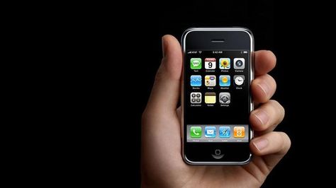 Iphone 2007, First Iphone, Camera Digital, Apple Computer, Apple Ios, Design Innovation, Apple Mac, Iphone Photos, Steve Jobs