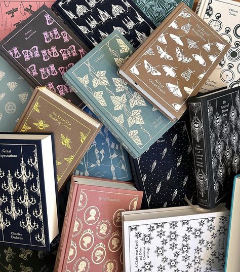 Rebinding Books, Period Drama Romance, Jane Austen Aesthetic, Old Money Dark Academia, Dark Academia Coquette, Austen Aesthetic, Penguin Clothbound, Clothbound Classics, Academia Coquette