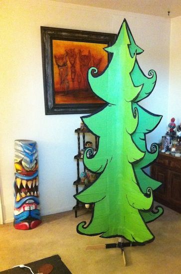 Christmas Parade Floats, Cardboard Christmas Tree, Ward Christmas Party, Cardboard Christmas, Grinch Decorations, Le Grinch, Grinch Christmas Party, Cartoon Christmas Tree, Whoville Christmas