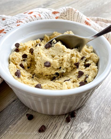 Cookie Dough Yogurt, Healthy Protein Desserts, Protein Powder Cookies, Pumpkin Pie Protein, High Protein Cookies, Protein Mug Cakes, Protein Cookie Dough, Healthy Cookie Dough, Protein Cookie