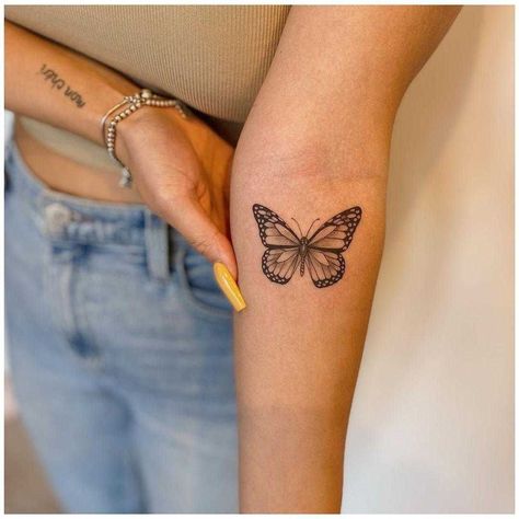 Butterfly Tattoos On Arm, Small Back Tattoos, Hand Tattoos For Girls, Butterfly Tattoos For Women, Tasteful Tattoos, Tattoo Cover Up, Small Butterfly, Butterfly Tattoos, Small Hand Tattoos