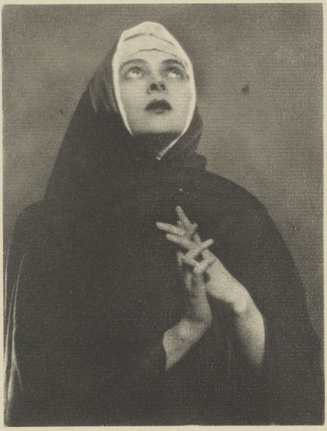 [Female Model as Nun with Eyes Uplifted and Hands Folded in Prayer]; Arthur F. Kales (American, 1882 - 1936); about 1920; Bromoil print; 14.8 x 11.3 cm (5 13/16 x 4 7/16 in.); 85.XM.171.13 Prayer Photos, Cult Of Personality, Prayer Hands, Folded Hands, Art Sacre, Bride Of Christ, Getty Museum, Art Folder, Body Poses