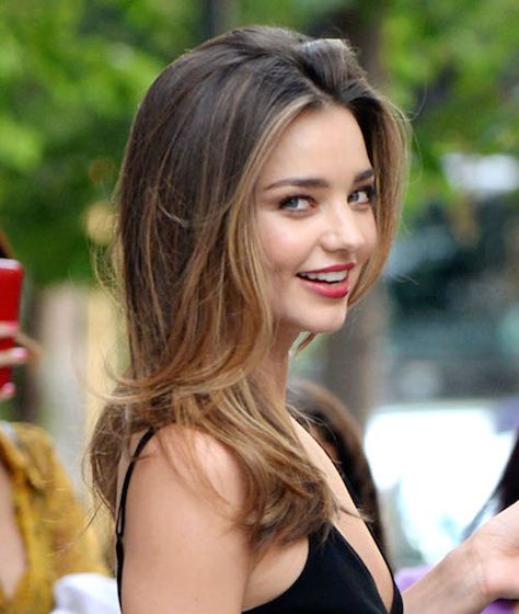 Miranda Kerr Hair, Babylights Hair, Fesyen Rambut, Gorgeous Hair Color, Fall Hair Color, Fall Hair Colors, Miranda Kerr, Brunettes, Remy Hair