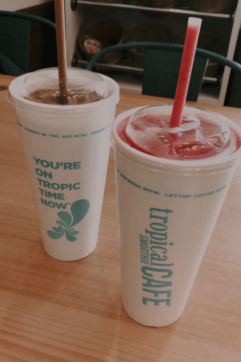 Tropical Smoothie Cafe Aesthetic, Tropical Smoothie Aesthetic, Tropical Smoothie Cafe Recipes, Smoothie Peanut Butter, Peanut Butter Cup Smoothie, Tropical Smoothies, Tropical Cafe, Yummy Nummies, Fresh Fruit Drinks