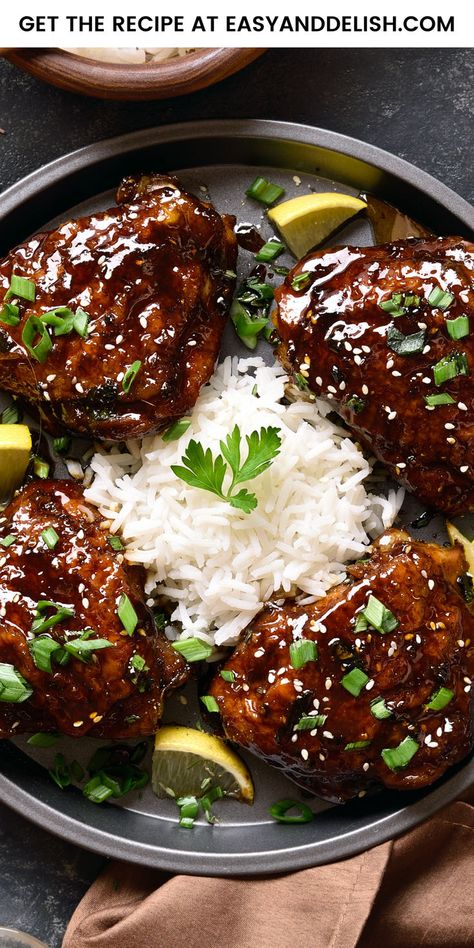 Honey Soy Baked Chicken is a good one for busy weeknights and lazy Sundays. Just mix up a simple honey-soy-garlic sauce, pour it over chicken and bake in the oven. It comes a sweet, salty, sticky chicken dinner – just the sort of flavours everybody loves! #chickenrecipes #baking #asianrecipes #dinnerrecipes Honey Soy Sauce Chicken, Honey Soy Baked Chicken, Honey Soy Chicken Thighs, Asian Chicken Thighs, Soy Garlic Chicken, Honey Soy Chicken, Soy Sauce Chicken, Quick Pasta Recipes, Soy Chicken