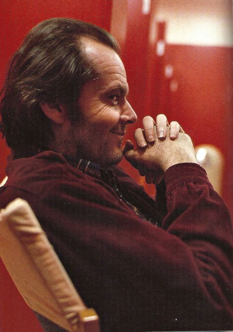 Jack Nicholson on the set of The Shining. The Shining Jack Nicholson, Jean Reno, Septième Art, Film Horror, I Love Cinema, Anthony Hopkins, Jack Nicholson, Catherine Deneuve, Charles Bukowski