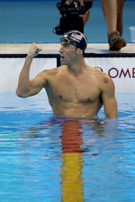 Michael Phelps Swimming, Swimmers Life, Olympic Swimming, Swimming Quotes, Competitive Swimming, Rio Olympics 2016, Olympic Medals, Olympic Gymnastics, Rio Olympics