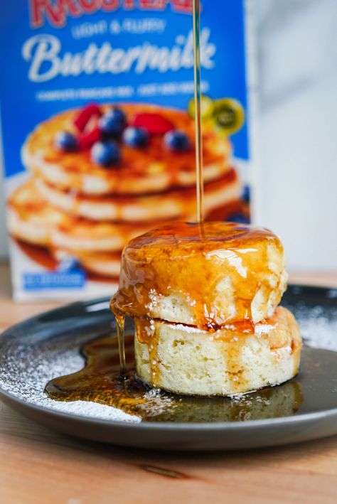 Fluffy Soufflé Pancakes - Krusteaz Krusteaz Pancakes, Krusteaz Recipes, Gluten Free Buttermilk Pancakes, Krusteaz Pancake Mix, Cinnamon Crumb Cake, Soufflé Pancakes, Gluten Free Blueberry Muffins, Buttermilk Pancake Mix, Honey Cornbread