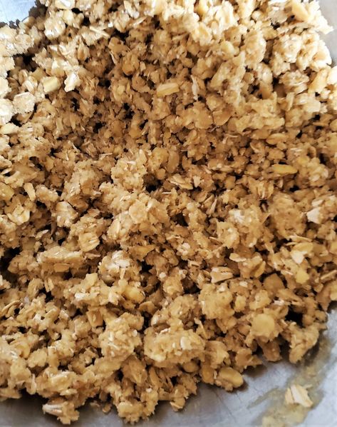 Apple Pie Oat Crumble Topping, Oat Crumble Topping Healthy, Best Crisp Topping Recipe, Best Streusel Topping, Healthy Streusel Topping, Healthy Strussel Topping, Streusel Topping Recipe With Oats, Oatmeal Crumb Topping For Pie, Apple Pie Crumble Topping Oats