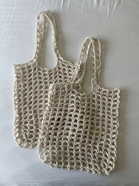 Crochet Market Bag Beige Crochet Bag Crochet Net Bag - Etsy Summer crochet bag #summercrochetbag #crochet #crochetbag #crochetbags 13.611 Crochet Beach Bag Pattern, Beige Crochet Bag, Net Bag Crochet, Crochet Yarn Bag, Beach Bag Tutorials, Crochet Bag Summer, Crochet Net Bag, Beach Bag Pattern, Crochet Net