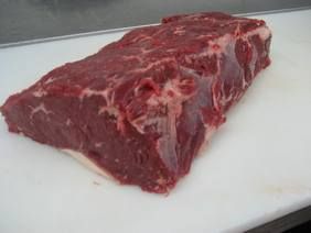 Strip Loin Roast Striploin Roast Recipes Oven, Strip Loin Roast Recipes Oven, Striploin Roast Recipes, Grill Beef Tenderloin, Strip Loin Roast, Nanas Recipes, Beef Tenderloin Filet Mignon, Strip Roast, Tri Tip Steak Recipes