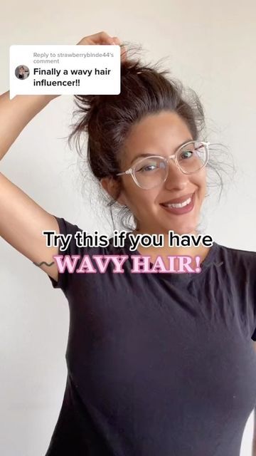 Gel Hairstyles Wavy Hair, What To Do With Wet Hair In The Morning, Twist Wet Hair For Curls, Curl Wet Hair With Brush, How To Dry Your Hair Without Heat, Wet Hair Curls Fast, Protective Sleep Hairstyles Wavy, Hair Gel For Wavy Hair, Wavy Hair Method Routine