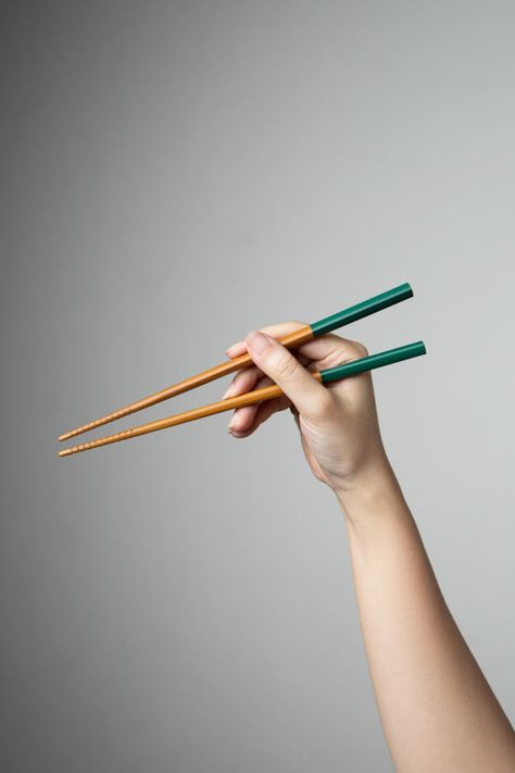 17+ Free Creative Chopsticks Mockup PSD Presentation: Chopsticks are a pair of small equal-length sticks that mainly used as kitchen material or eating utensils Chopsticks Design, Slate Plate, Using Chopsticks, Condiment Sets, Eating Utensils, Sushi Plate, Chopstick Rest, Thai Restaurant, Branding Design Inspiration