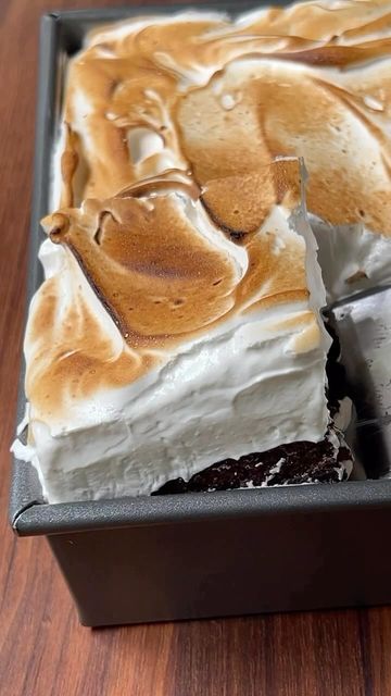 Smores Pizza With Pizza Dough, S’mores Lasagna, S'mores Brownies Recipe, S’mores In A Pan, Brownie Smores Recipe, Recipes With S’mores, Brownies S’mores, Smores Recipes Ideas, S’mores Bars