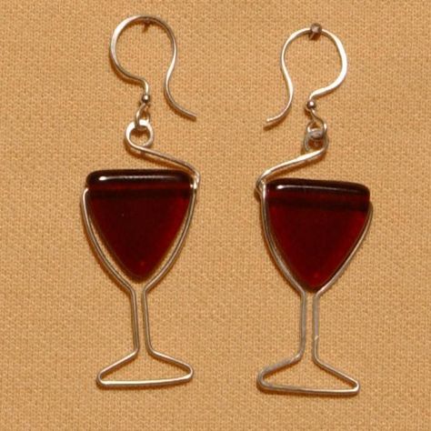 The wine bar (and a few cocktails) - Liz Patton Design Wine Glass Earrings, Wine Earrings, Grape Necklace, Wire Wrapped Jewelry Diy, Wire Jewelry Making, Wire Jewelry Designs, Beaded Jewels, Diy Wire Jewelry, Wire Work Jewelry