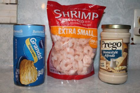 Simple Quick Dinner, Alfredo Pasta Recipes Easy, Easy Shrimp Alfredo Recipe, Shrimp Alfredo Pasta Recipes, Alfredo Fettuccine, Easy Shrimp Alfredo, Prego Sauce, Shrimp Alfredo Recipe, Fat Cow