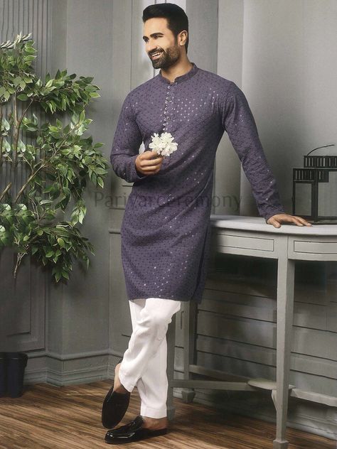 Mens Kurta Salwar Designs, New Style Kurta Pajama For Men, Kurta Pajma Designs Man, Kurta Pyjama Designs For Men, Chicken Curry Kurta For Men, Dj Tillu Kurta, Kurta Pajama Pose For Men, Diwali Dress For Men, Designer Kurta Pajama For Men