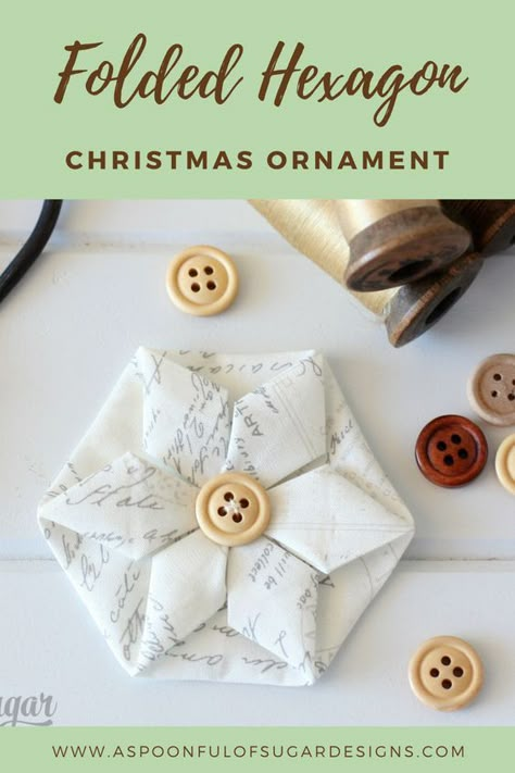 Origami Fabric Ornaments, Fabric Origami Christmas Ornaments, Fabric Christmas Angels Diy, Xmas Patchwork Ideas, Fabric Tree Decorations, Quilted No Sew Christmas Ornaments, Hexagon Fabric Projects, Quick Fabric Gifts To Make, Fabric Origami Ornaments