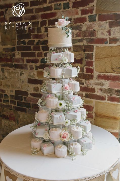 Miniature Wedding Cakes, Cupcake Tower Wedding, Wedding Cake Prices, Mini Wedding Cakes, Kitchen Luxury, Wedding Cake Alternatives, Small Wedding Cakes, Lace Wedding Cake, Cake Pricing