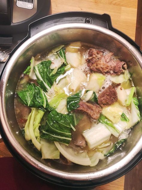 Nilaga Recipe, Vegetable Soup Instant Pot, Nilagang Baka, Filipino Soup Recipes, Beef And Vegetable Soup, Sup Daging, Easy Filipino Recipes, Soup Instant Pot, Beef Soup Recipes