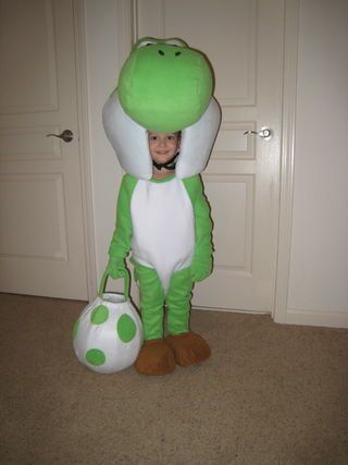 This is going to be a lengthy instructable, but hopefully worth the read.I am going to break it down into the major components:1. Yoshi Mascot Head2. Yoshi's suit... Diy Yoshi Costume, Yoshi Halloween Costume, Baby Mario Costume, Yoshi Halloween, Animal Costumes Diy, Best Baby Costumes, Mario Costumes, Yoshi Costume, Perlengkapan Bayi Diy