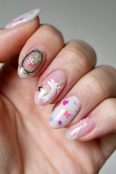 Bunny Short Nails, Pink Bunny Nails, Rabbit Nails Design, Bunny Nails Designs, Pink Nails Pastel, Rabbit Nails, Rabbit Nail Art, Bunny Nail Art, Detailed Nails