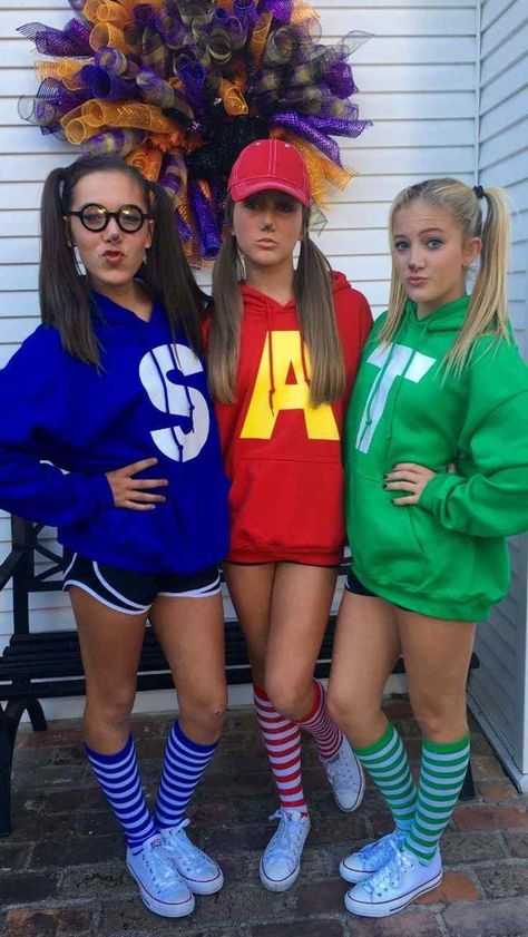 75 Trio Halloween Costumes: Fun And Creative Ideas For Friends And Families 28 Pidżama Party, Fun Halloween Outfits, Costumes For Teenage Girl, Trio Costumes, Cute Group Halloween Costumes, Classy Halloween Costumes, Matching Halloween Costumes, Bff Halloween Costumes, Best Friend Halloween Costumes