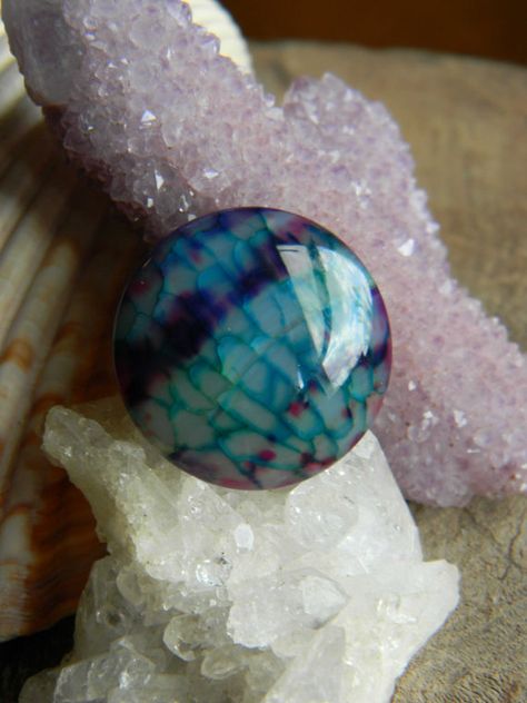 Gorgeous Dragon Vein Agate Cabochon by MsCLeasBeadEmporium on Etsy, $5.25 Gemstone Properties, Dragon Vein Agate, Shiny Objects, Pretty Rocks, Agate Cabochon, Crystal Magic, Rock Collection, Cabochons Stones, Minerals And Gemstones